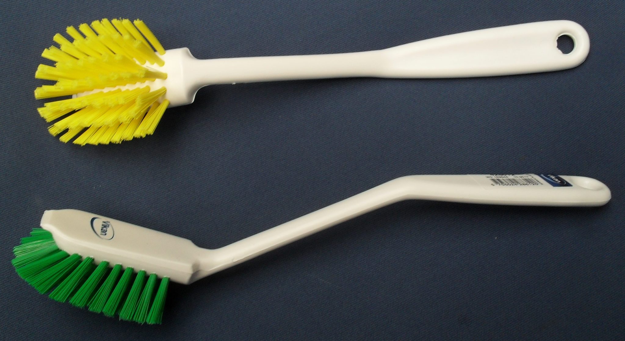 Vikan White Long Handled Washing Up/Utility Brush with Scraping Edge